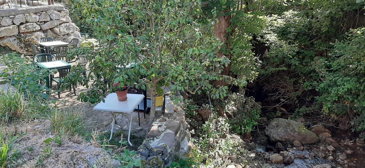 Casa Rural La Torre De Espinama Vendégház Kültér fotó